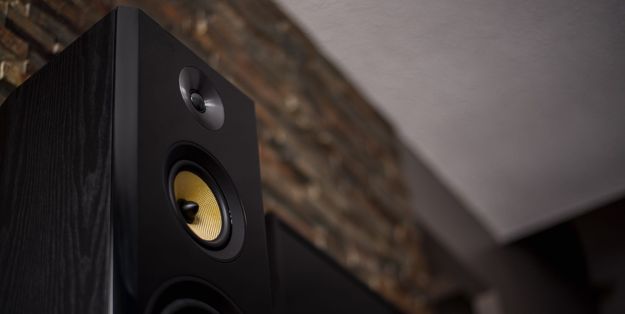 Benefits of Wooden Speaker Cabinets