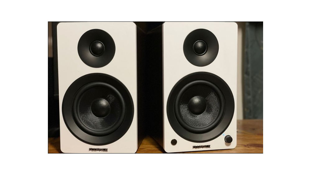 Audioholics reviews the Fluance Ai41 Powered Bookshelf Bluetooth Speakers