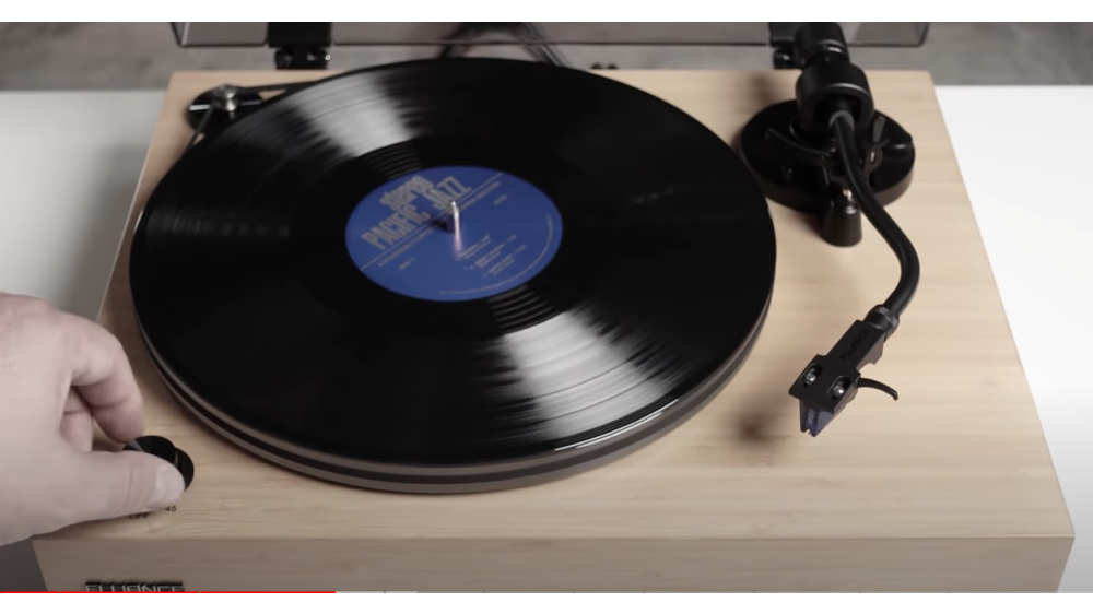 Vinyl Attack! RT85N