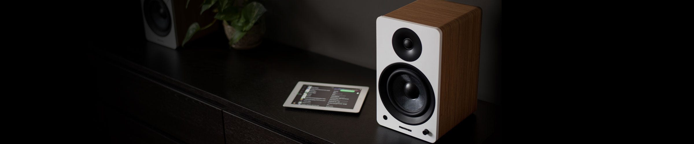 Powered Bookshelf Stereo Speakers Fluance