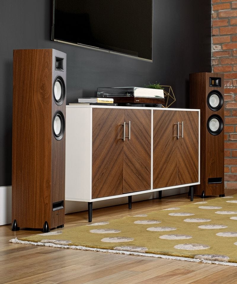 Ri91 Reference Stereo Powered Tower Speakers