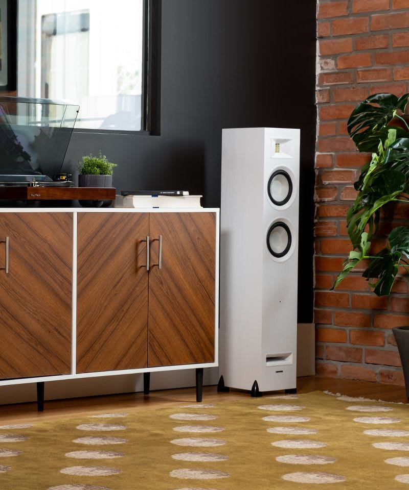 Ri91 Reference Stereo Powered Tower Speakers