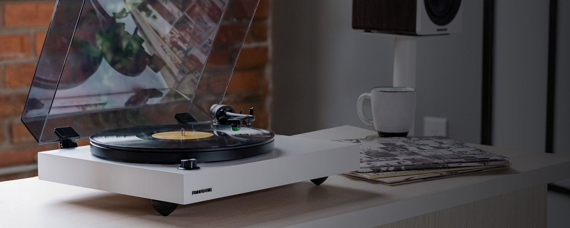 RT81+ Elite High Fidelity Vinyl Turntable