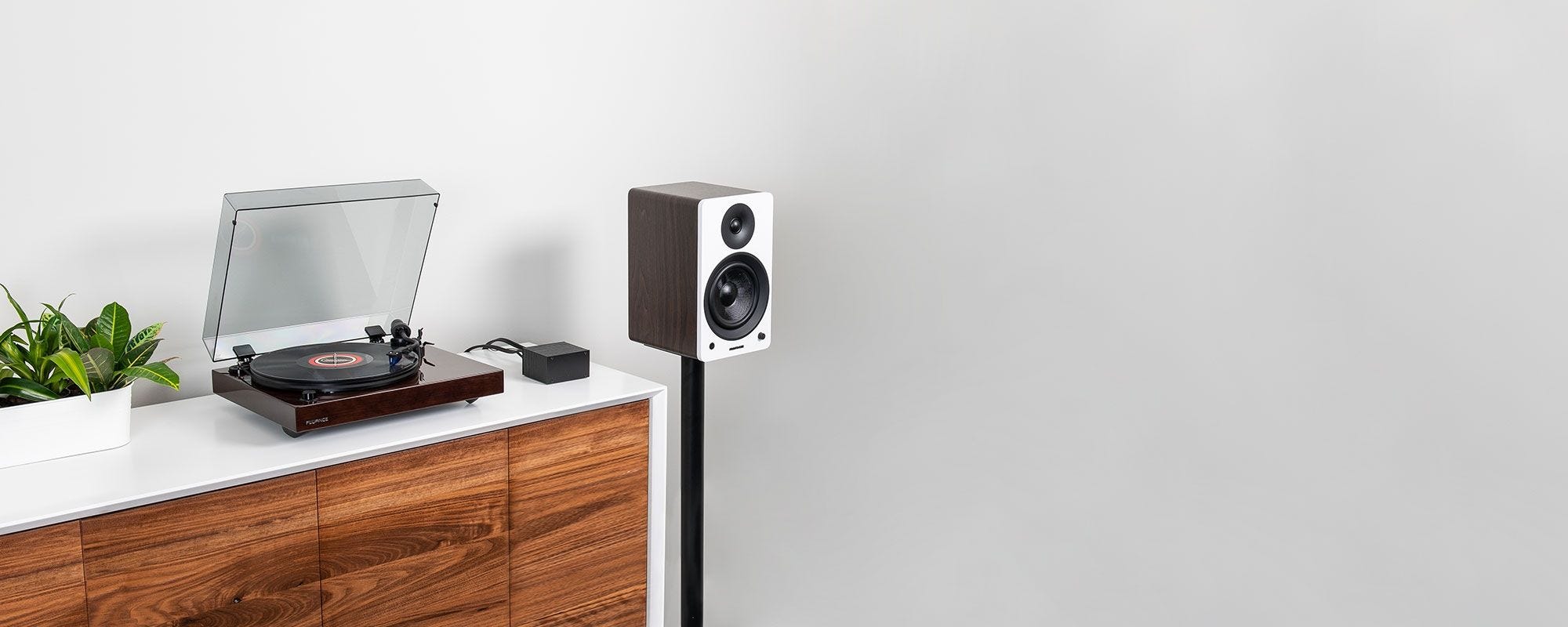 Reference RT84 High Fidelity Vinyl Turntable with PA10 Phono Preamp and Ai60 6.5” Powered Bookshelf Speakers