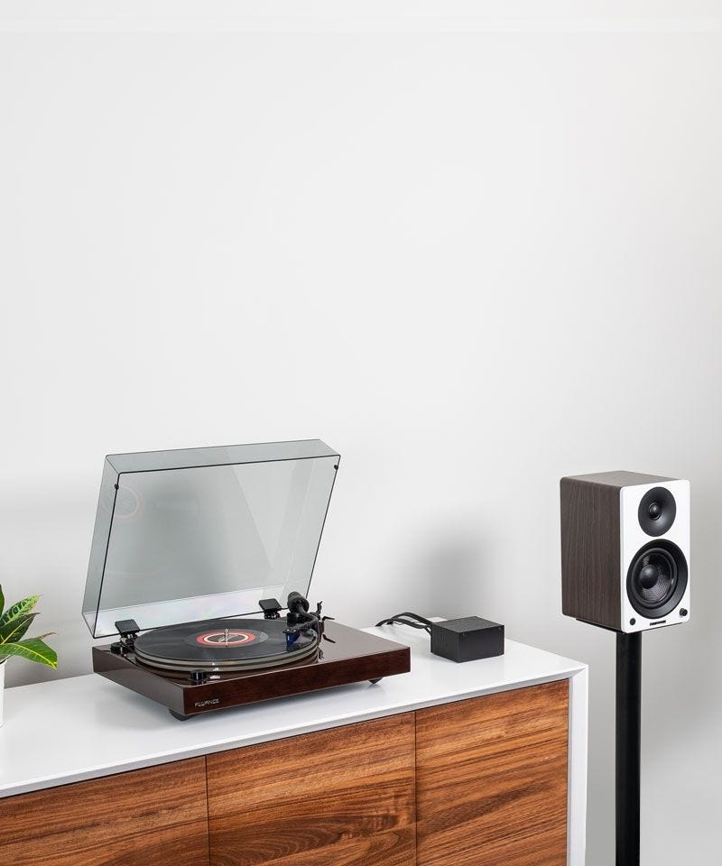 Reference RT85 High Fidelity Vinyl Turntable with PA10 Phono Preamp and Ai41 Powered 5” Stereo Bookshelf Speakers