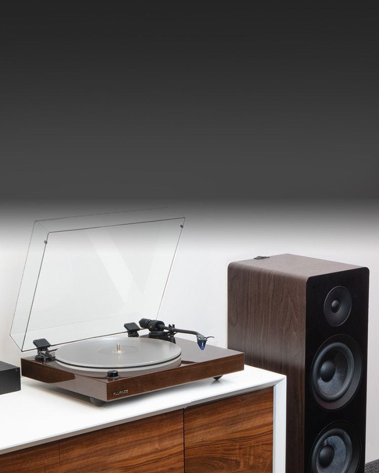 Reference RT85 High Fidelity Vinyl Turntable with PA10 Phono Preamp and Ai81 Elite Powered 2-Way Floorstanding Tower Speakers