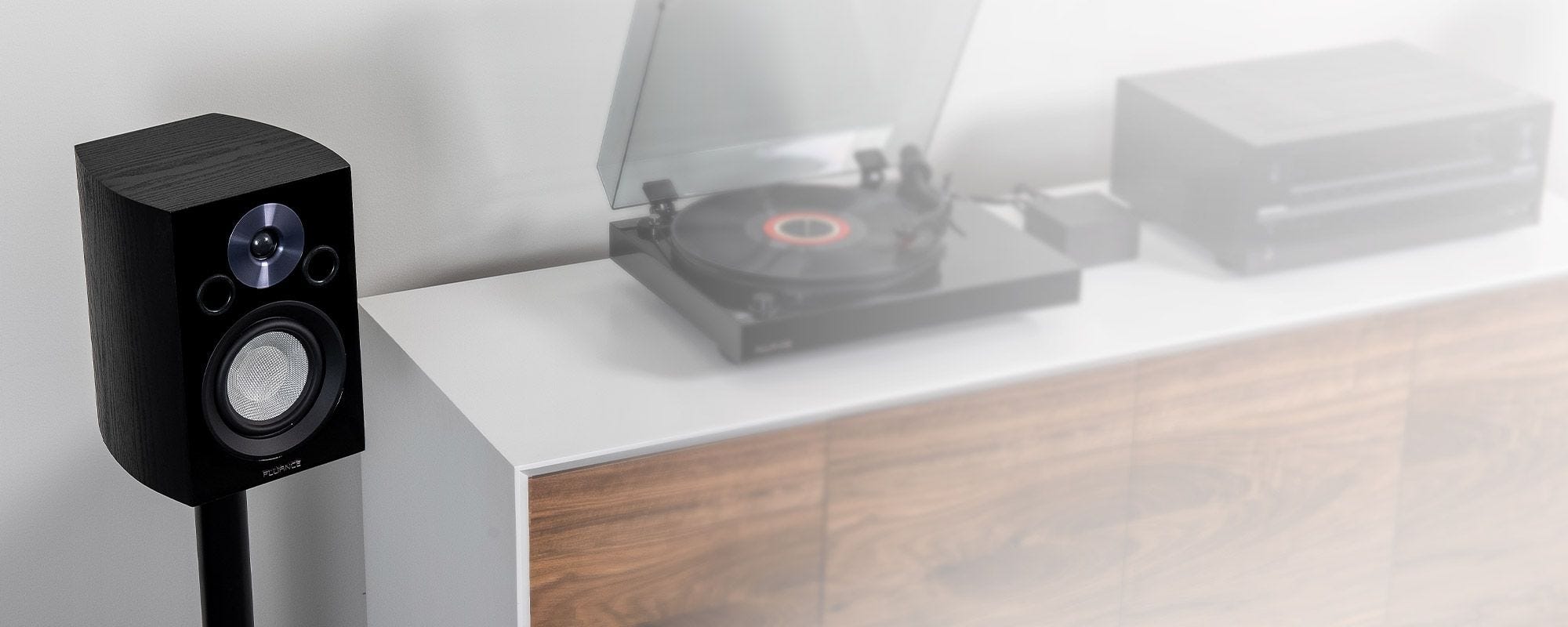 Reference High Performance 2-Way Bookshelf and Surround Speakers