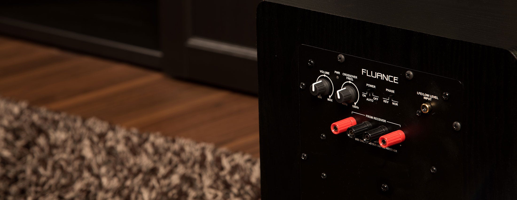 Powerful Low Frequency Amplifier Powerful Low Frequency Amplifier